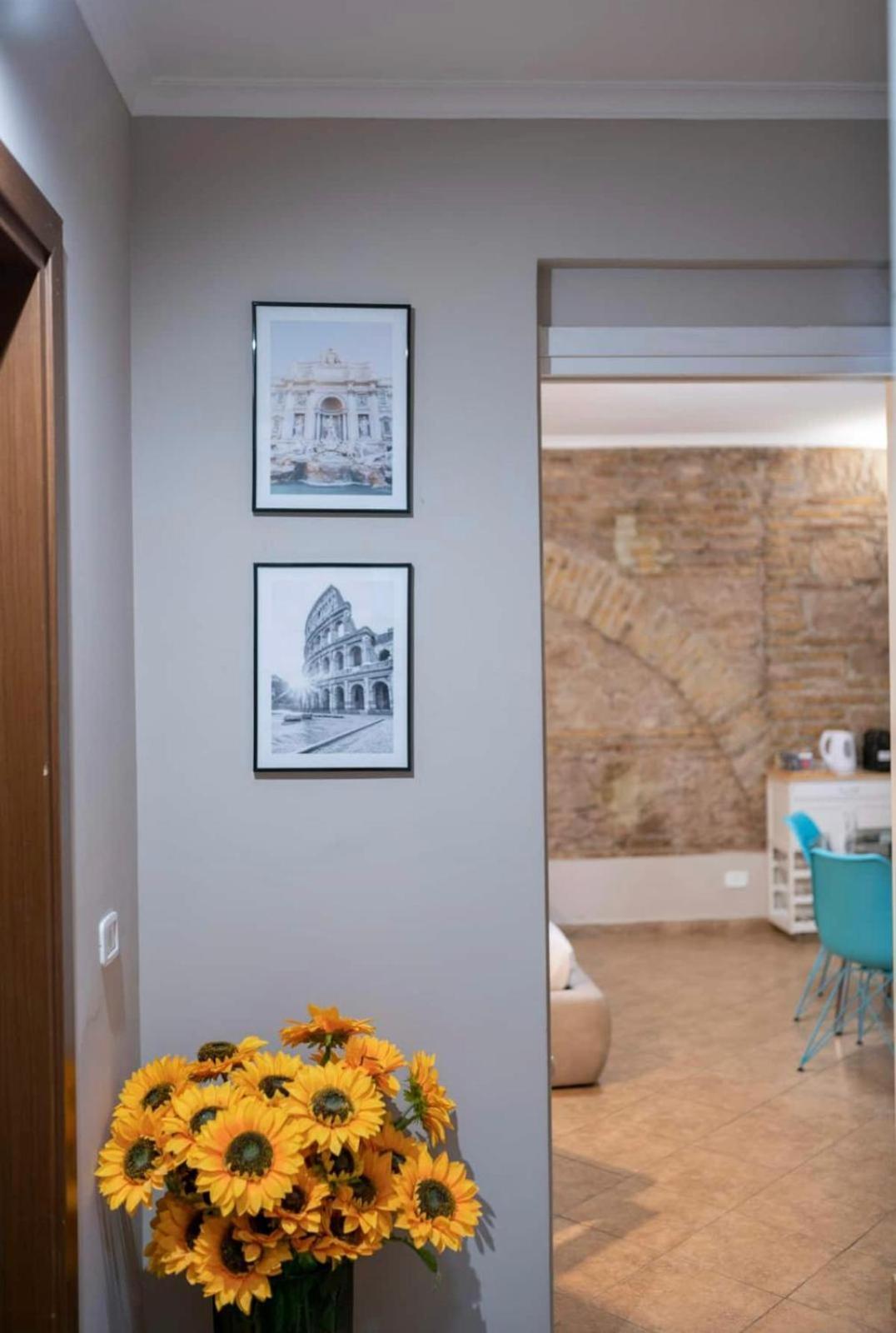 - 1 Floor Apartment *